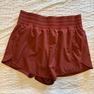 Old Navy Extra High Waisted Crinkle Run Shorts